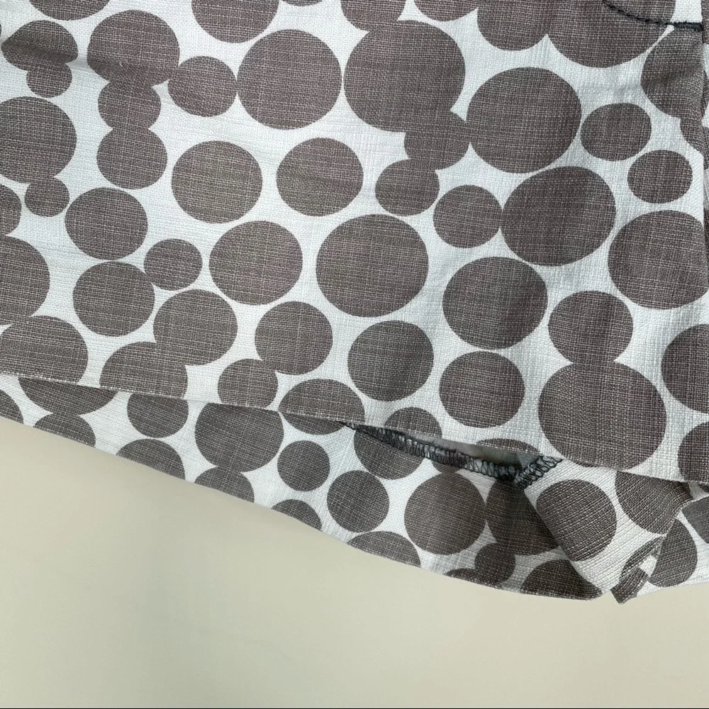 J Crew Gray Dot Printed Short - Picture 6 of 6